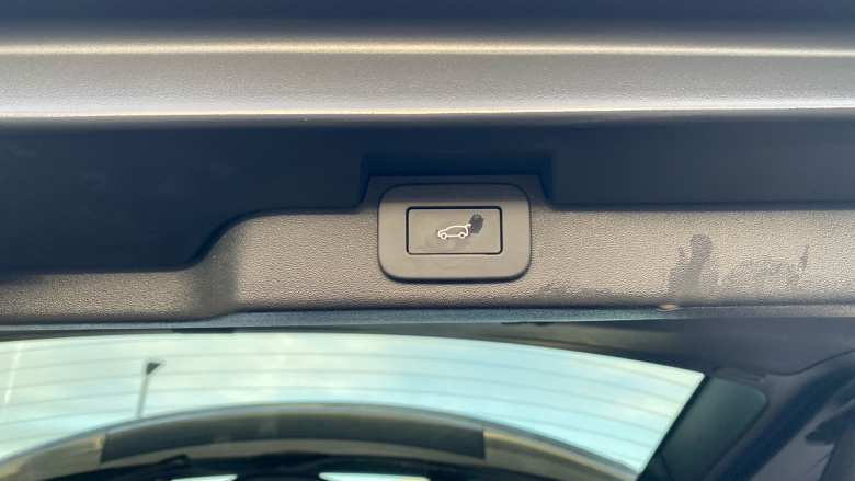 Land Rover Discovery Diesel 3.0 D300 R-Dynamic SE Commercial Auto